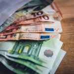 Hoe investeren in kwaliteit je persoonlijke verzorging en financiële gezondheid versterkt